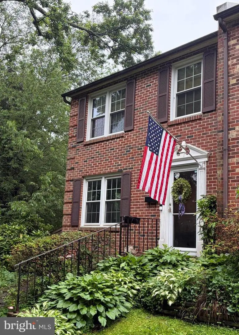 245 Gundry Dr, Falls Church, VA 22046 - #1