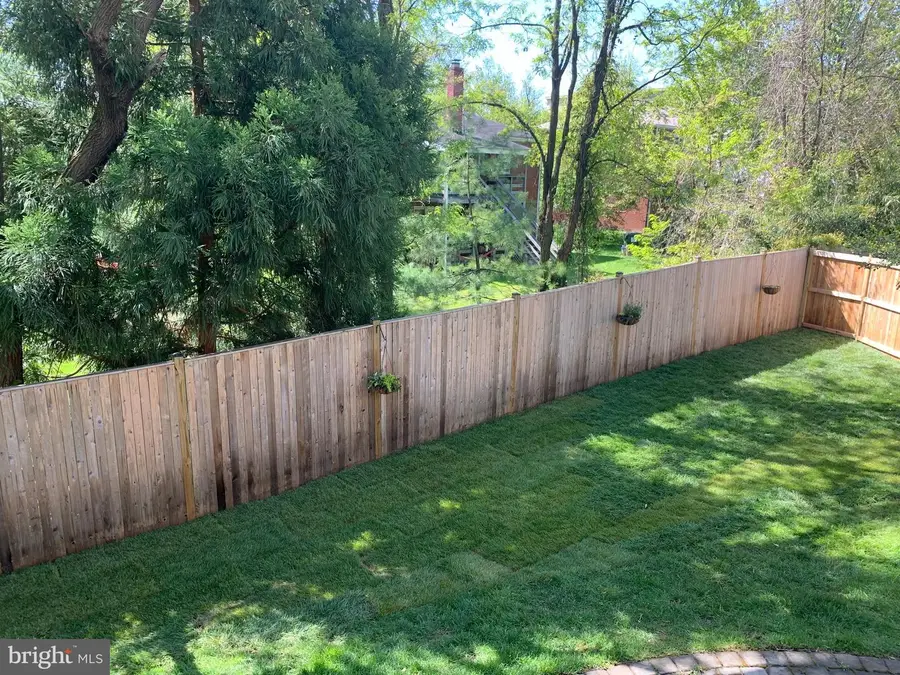 245 Gundry Dr, Falls Church, VA 22046 - #2