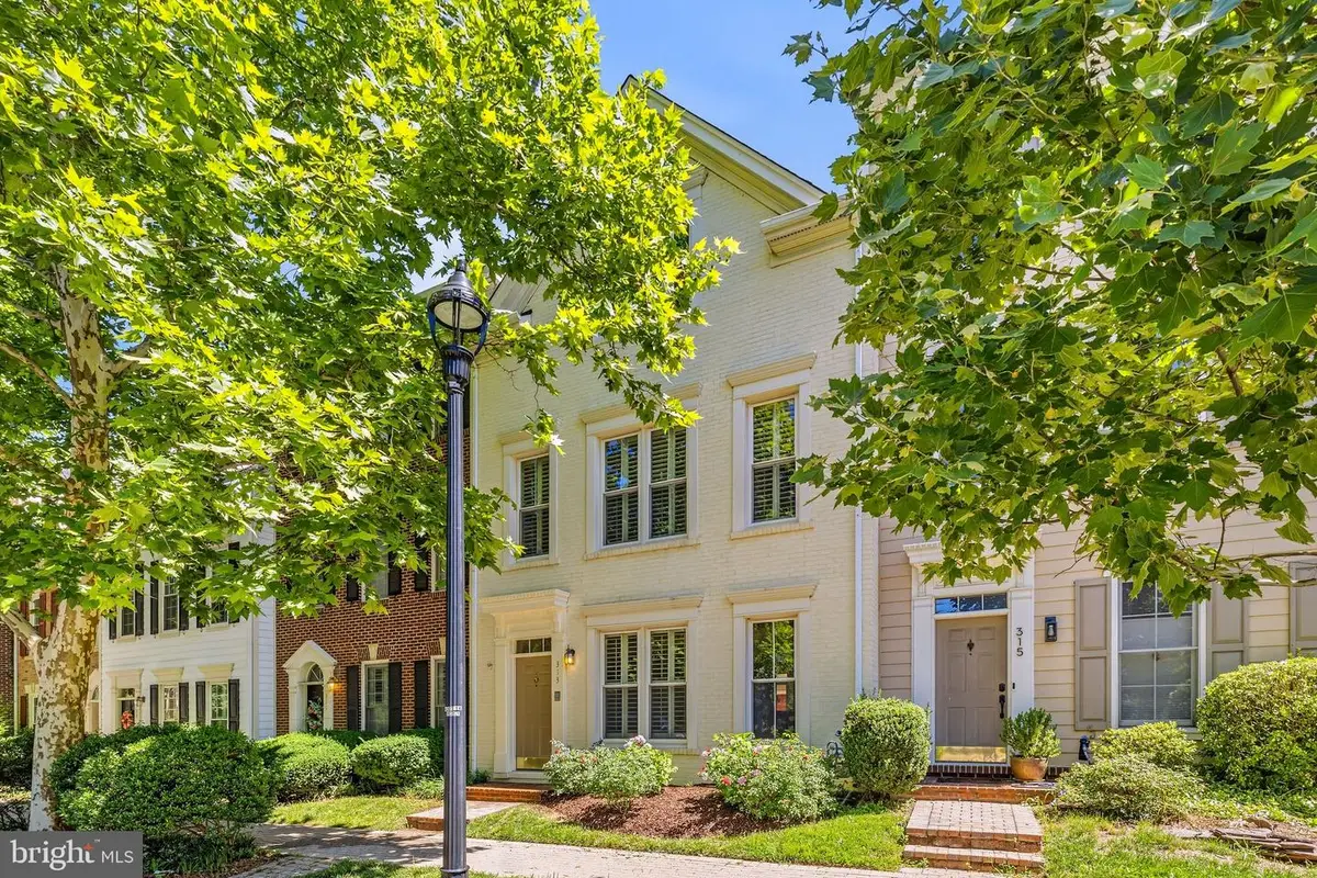 313 Hillwood Ave, Falls Church, VA 22046 - #1