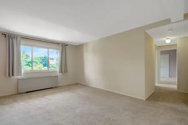 200 N Maple Ave #503, FALLS CHURCH, VA 22046