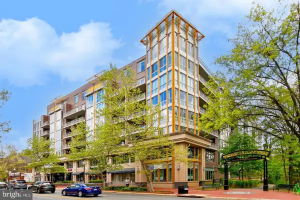 513 W Broad St #412, FALLS CHURCH, VA 22046