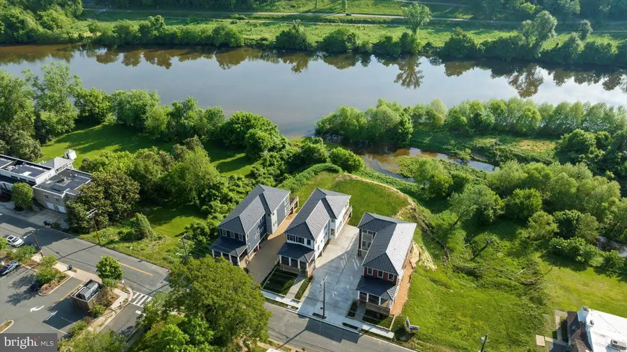 1111 Sophia St, Fredericksburg, VA 22401 - Image #2