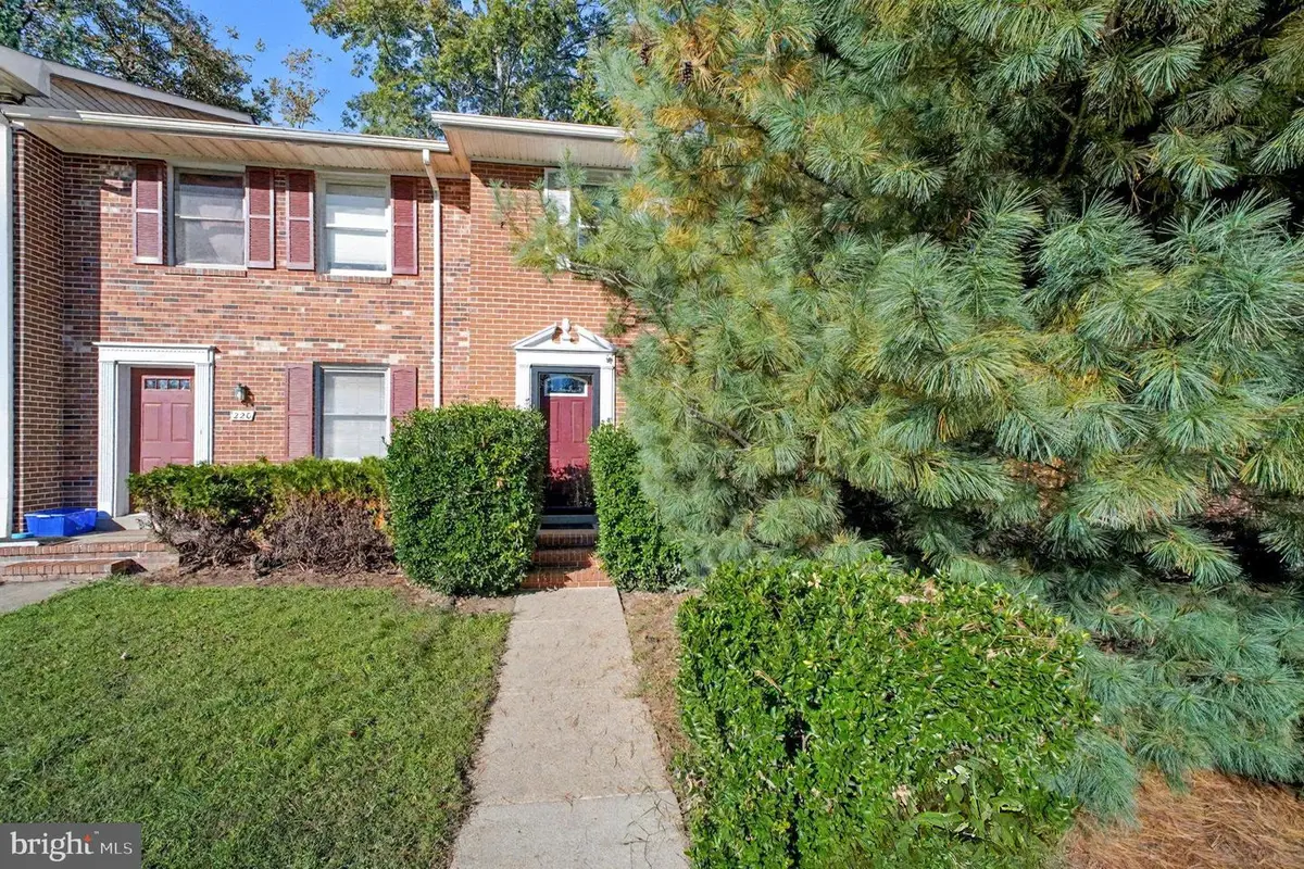 222 Farrell Ln, Fredericksburg, VA 22401 - Image #1