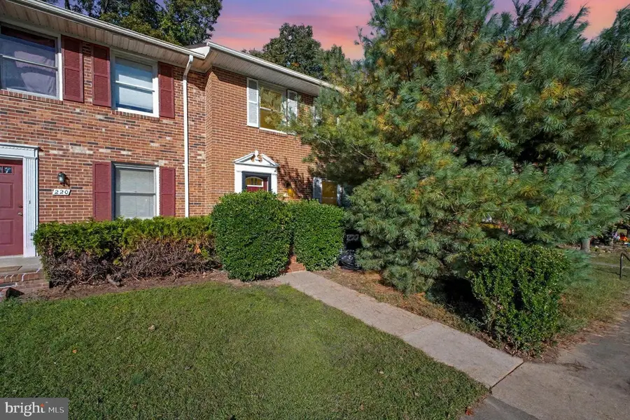 222 Farrell Ln, Fredericksburg, VA 22401 - Image #3