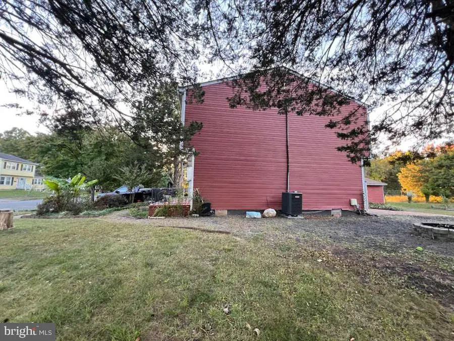 401 Canterbury Rd, Fredericksburg, VA 22401 - Image #2