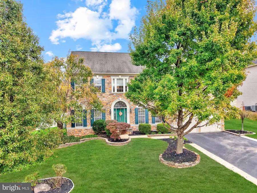 1019 E Kensington Cir, Fredericksburg, VA 22401 - Image #2