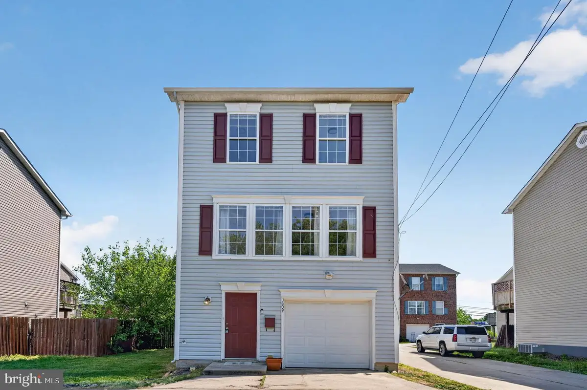 1609 Airport Ave, Fredericksburg, VA 22401 - #1