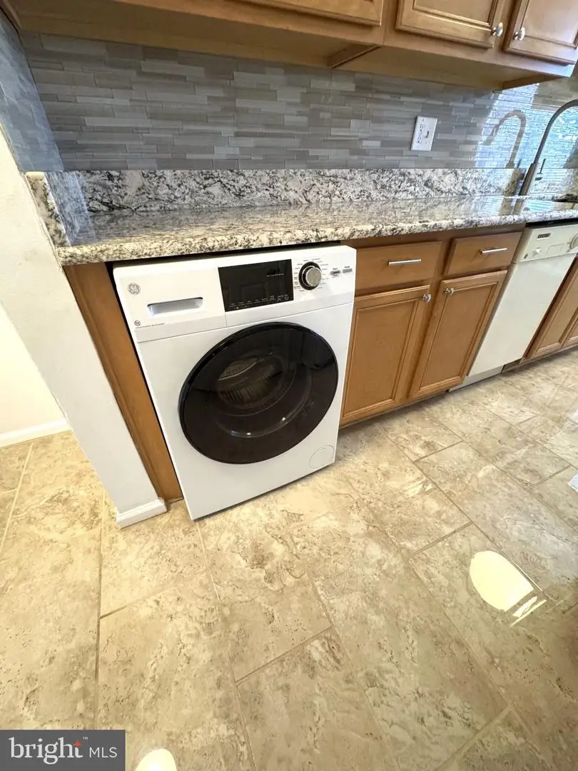 1805-c William #211, Fredericksburg, VA 22401 - Image #2