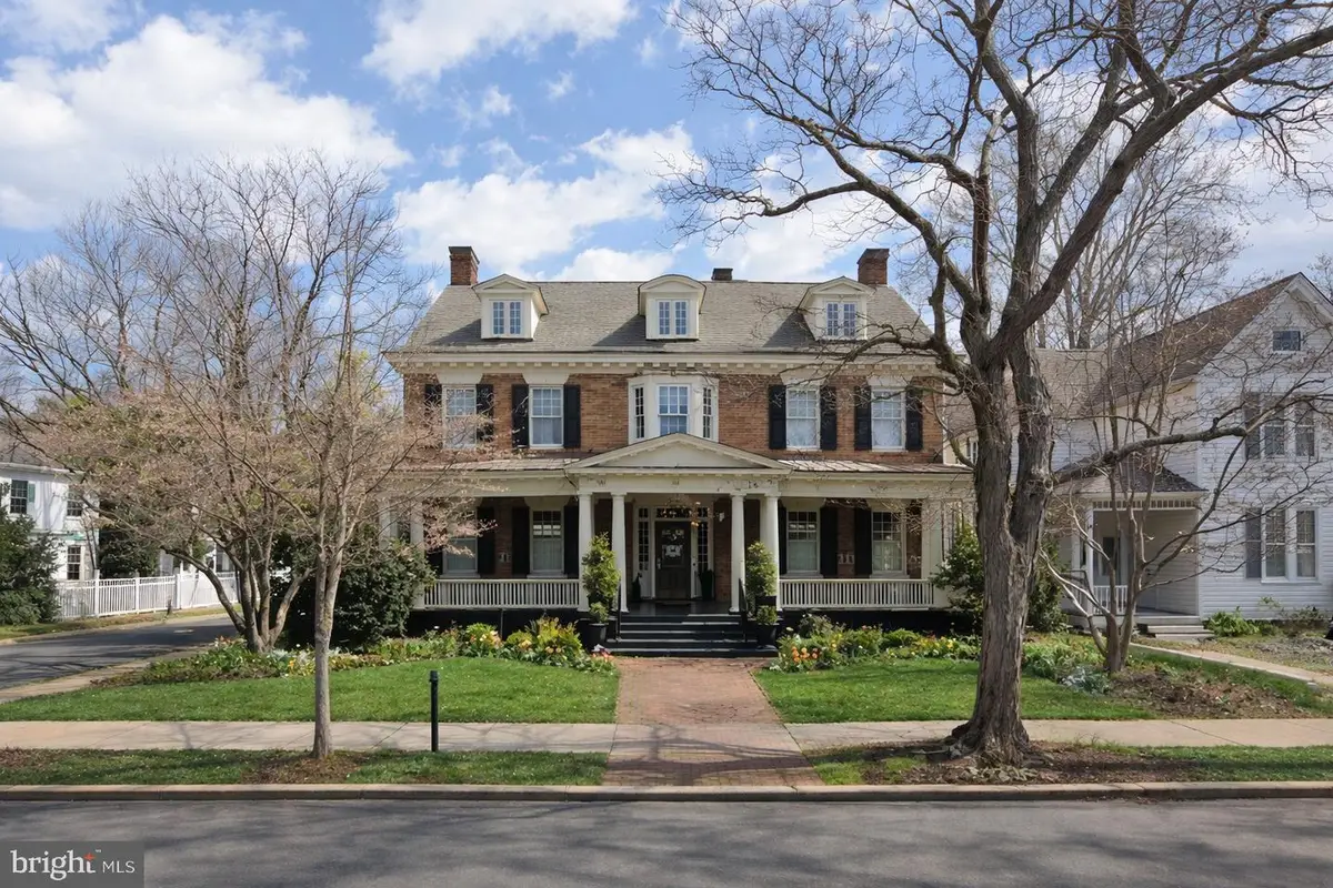 1111 Prince Edward St, Fredericksburg, VA 22401 - #1