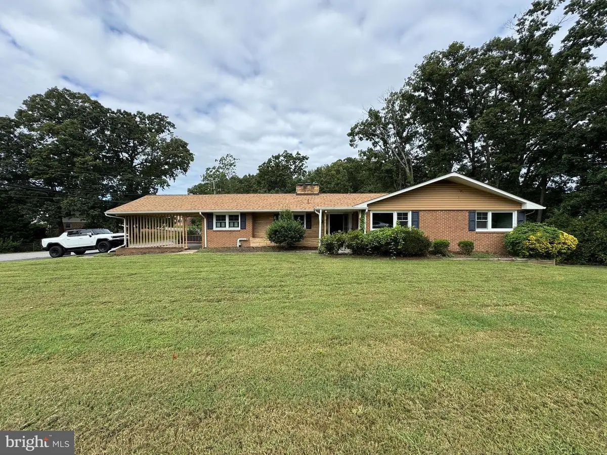 1808 Lafayette Blvd, Fredericksburg, VA 22401 - #1