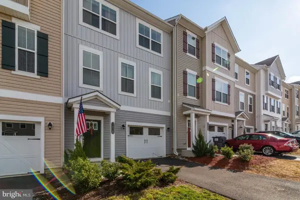 1428 Hudgins Farm Cir, FREDERICKSBURG, VA 22408