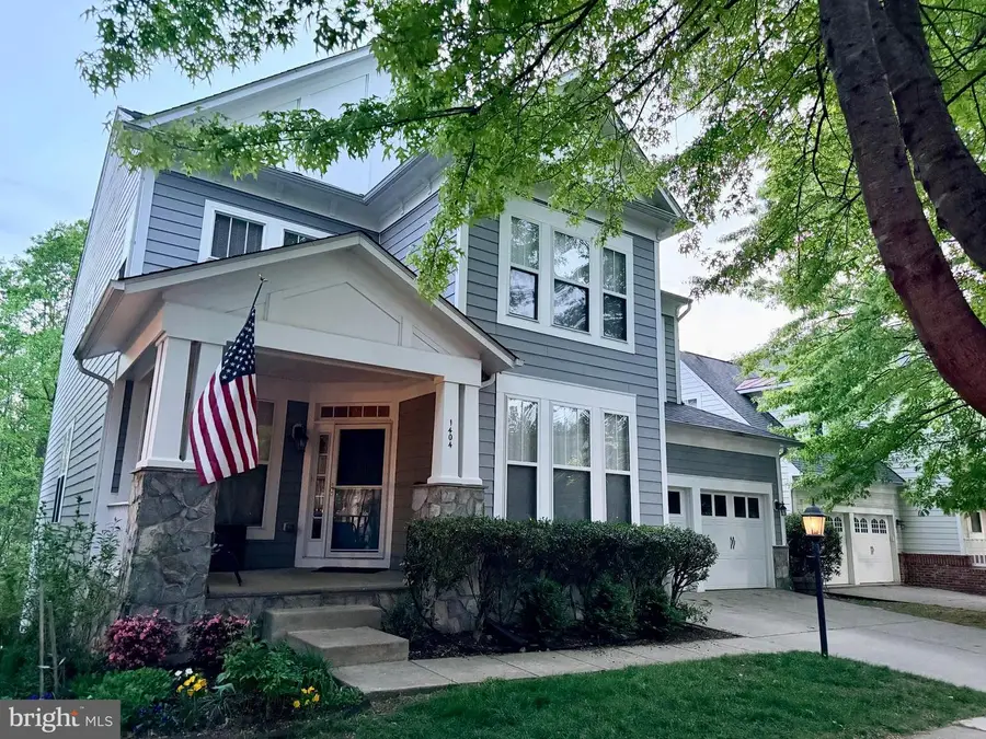 1404 Graham Dr, Fredericksburg, VA 22401 - #2