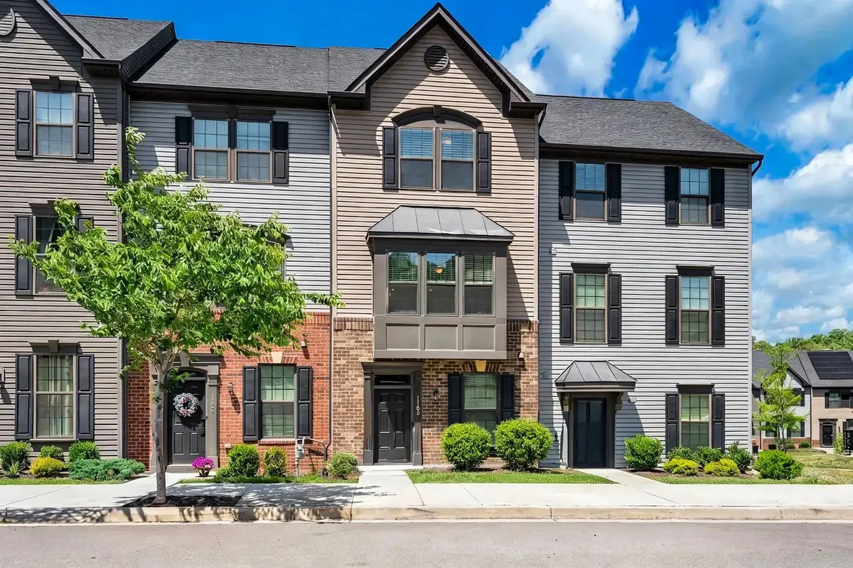 1103 Rampart Dr, Fredericksburg, VA 22401 - #1
