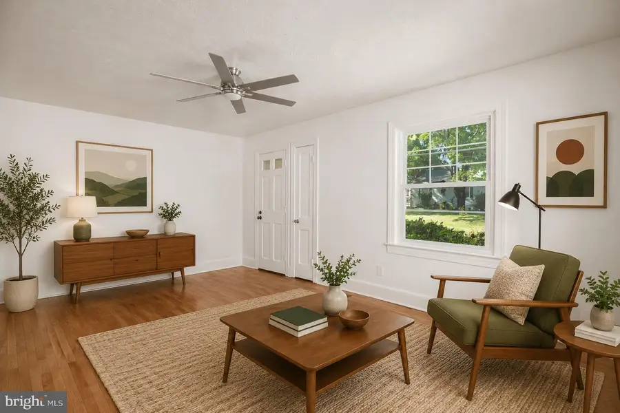 110 Forest Ave, Fredericksburg, VA 22401 - #3