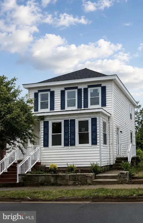 822 Lafayette Blvd, FREDERICKSBURG, VA 22401