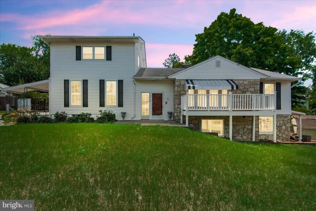 1318 Dandridge St, Fredericksburg, VA 22401 - #1