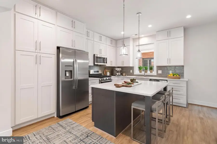 313 Charles St, Fredericksburg, VA 22401 - #2
