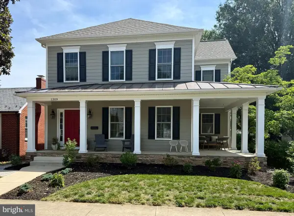 1309 Franklin St, FREDERICKSBURG, VA 22401