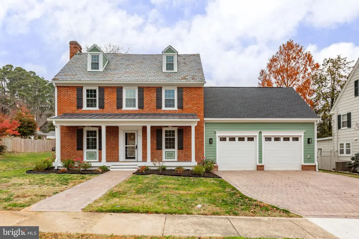 913 Sylvania Ave, Fredericksburg, VA 22401 - #1