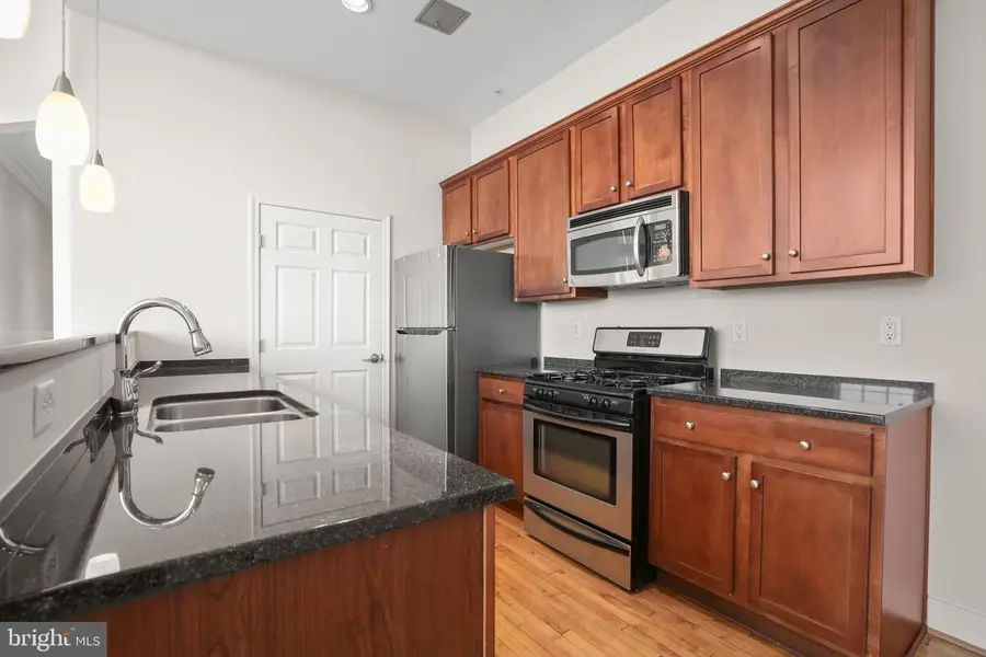 900 Barton St #307, Fredericksburg, VA 22401 - #3
