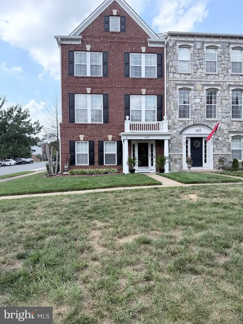 1119 Patrick St, Fredericksburg, VA 22401 - #2