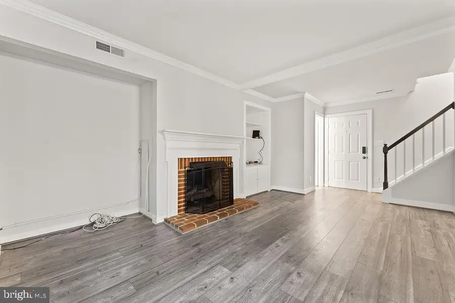 1424 Kenmore Ave, Fredericksburg, VA 22401 - #3