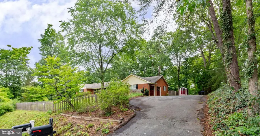 109 Woodland Rd, Fredericksburg, VA 22401 - #2