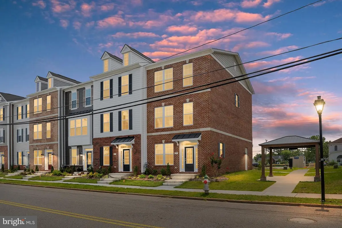 426 Germania St, Fredericksburg, VA 22401 - #1
