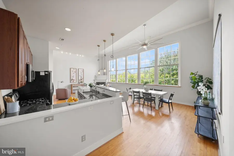 900 Barton St #301, Fredericksburg, VA 22401 - #2