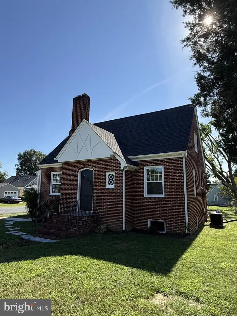 2401 Lafayette Blvd, Fredericksburg, VA 22401 - #3