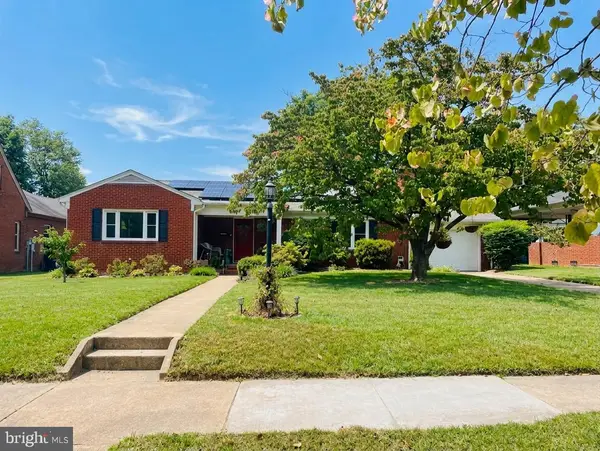 1419 Buckner St, FREDERICKSBURG, VA 22401