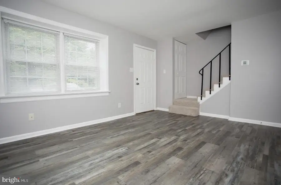 206 Brighton Sq, Fredericksburg, VA 22401 - #2