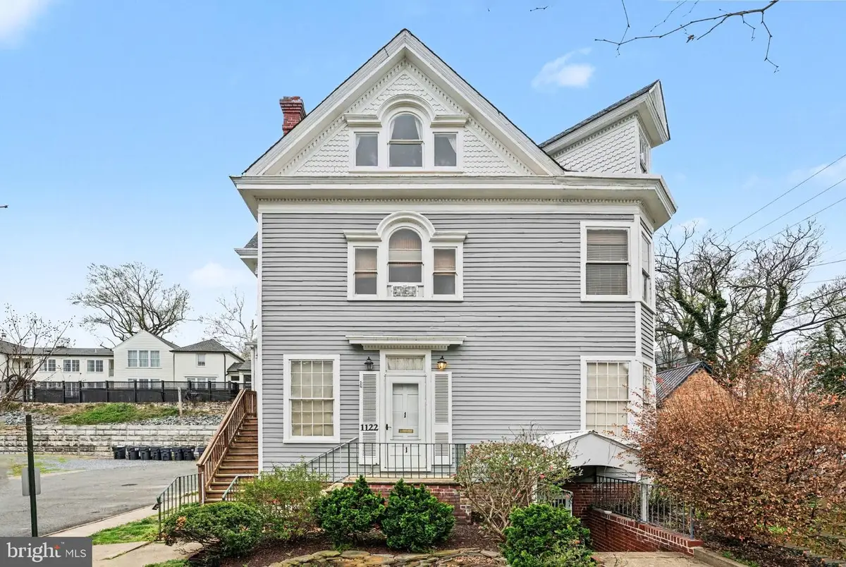 1122 Caroline St, Fredericksburg, VA 22401 - #1