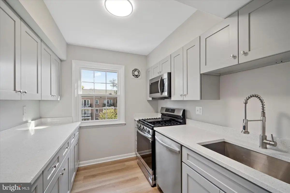 9491 Fairfax Blvd #303, Fairfax, VA 22031 - Image #1