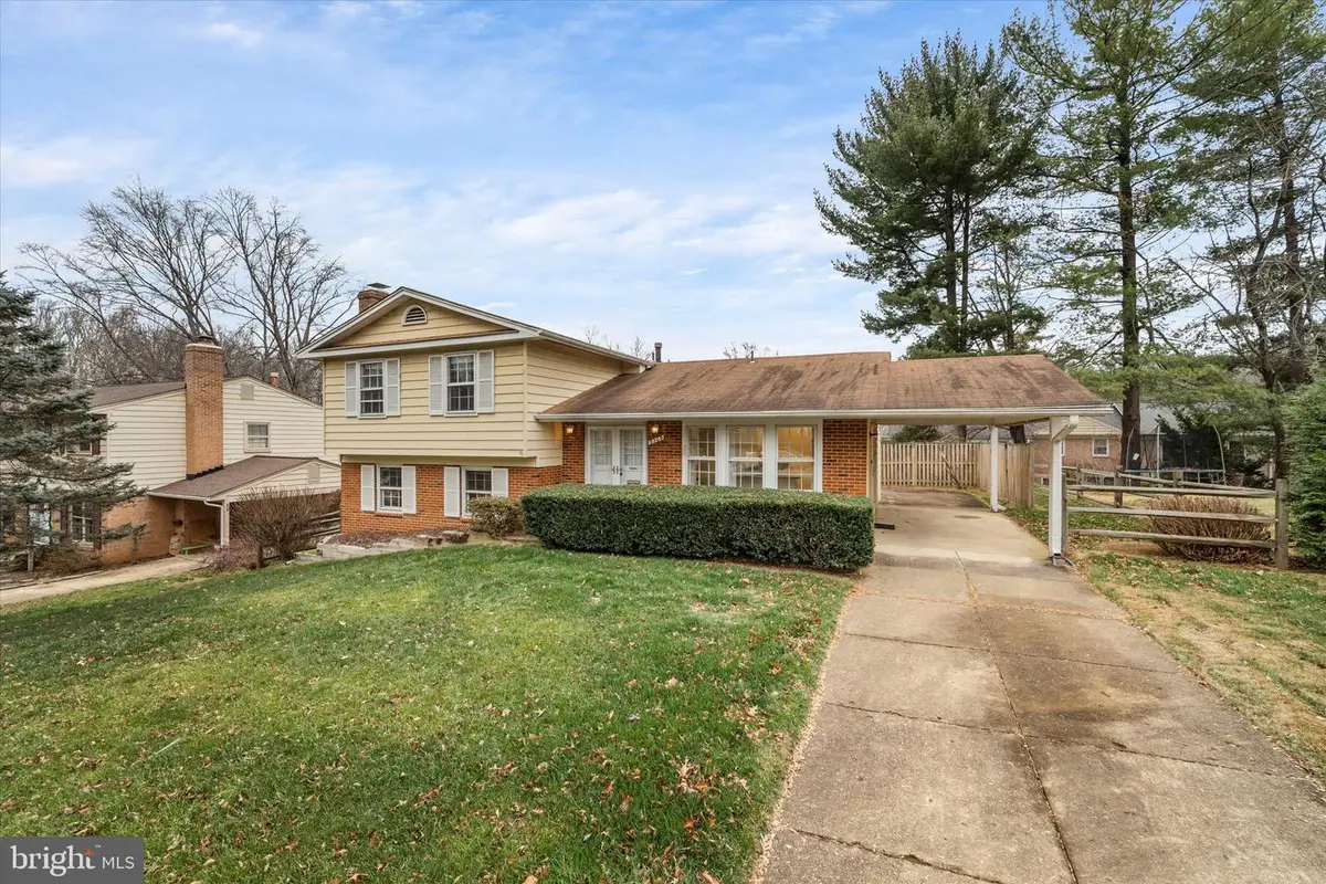 3209 Armory Ct, Fairfax, VA 22030 - Image #1