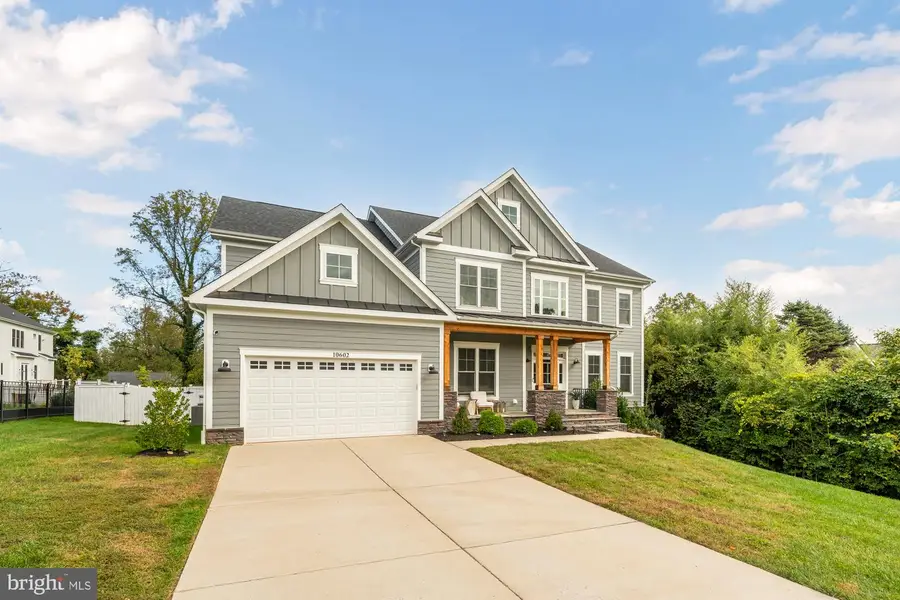 10602 Oak Pl, Fairfax, VA 22030 - #2