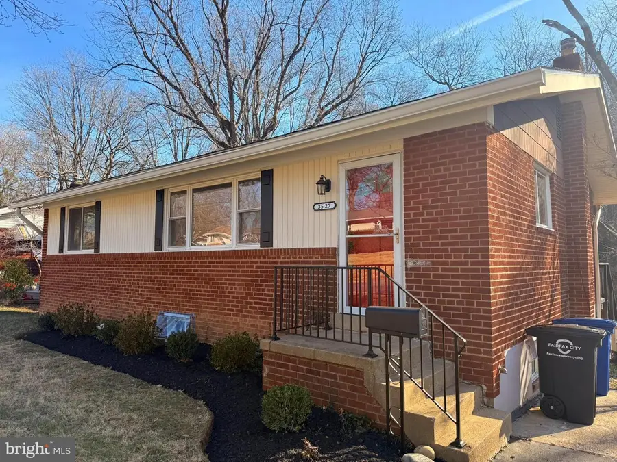 3527 Jean St, Fairfax, VA 22030 - Image #2
