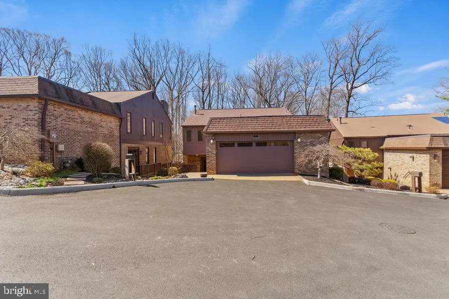 9943 Great Oaks Way, Fairfax, VA 22030 - #3