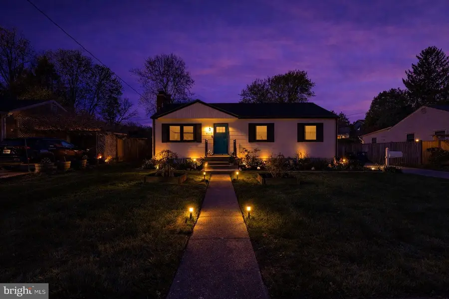 10205 Sager Ave, Fairfax, VA 22030 - #2