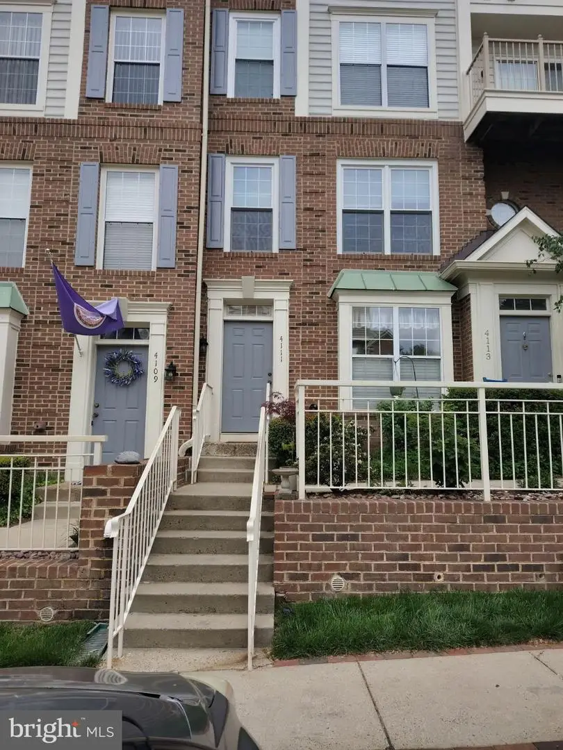 4111 Oxford Ln, Fairfax, VA 22030 - #2