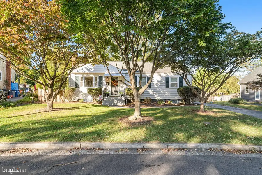 4132 Addison Rd, Fairfax, VA 22030 - #2