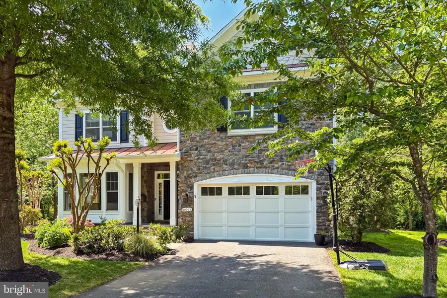 10505 Taba Cove Ct, Fairfax, VA 22030 - #2
