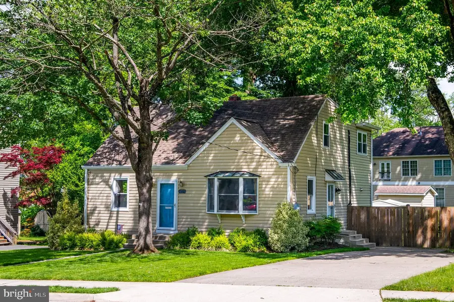 4025 Maple St, Fairfax, VA 22030 - #2