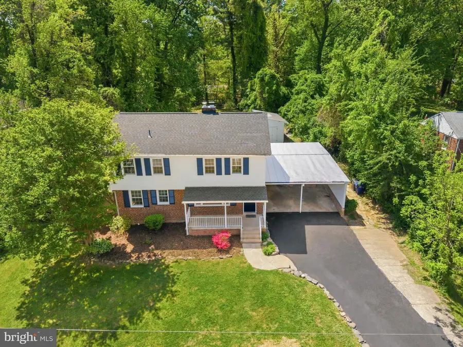 10705 Oak Pl, Fairfax, VA 22030 - #2
