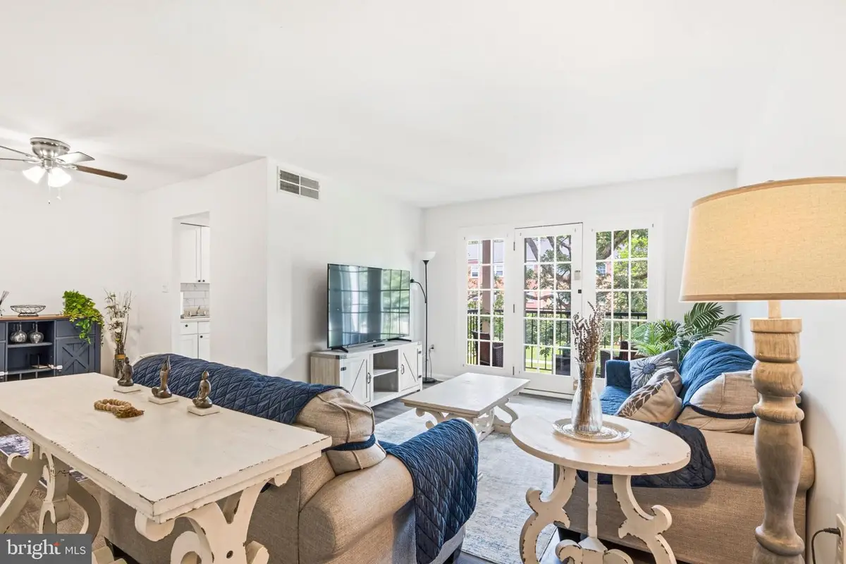 9459 Fairfax Blvd #202, Fairfax, VA 22031 - #1