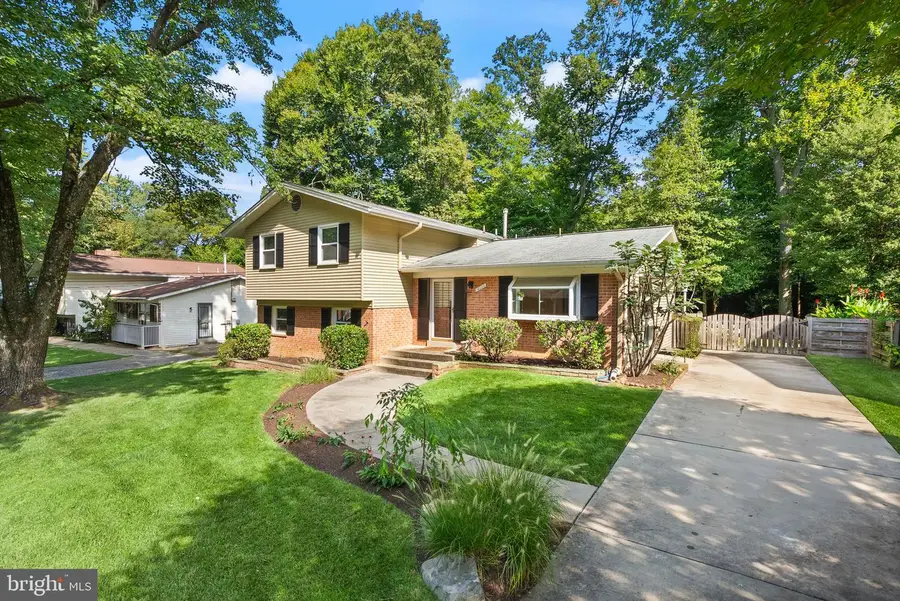 10222 Fox Ln, Fairfax, VA 22030 - #3