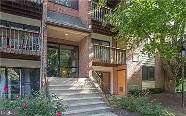 10720 W West Dr #103, Fairfax, VA 22030 - #1