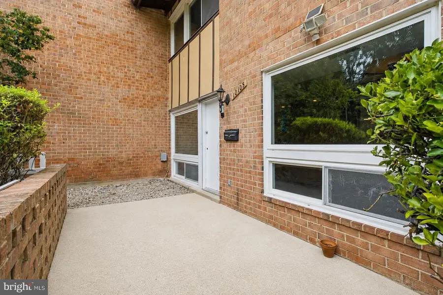 10105 Fair Woods, Fairfax, VA 22030 - #2