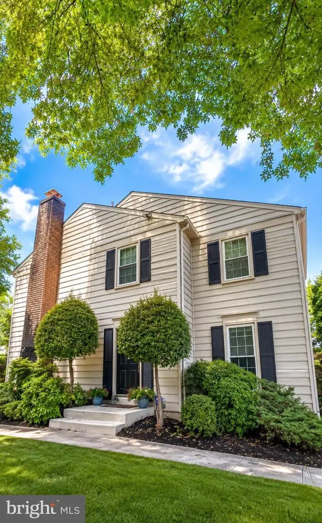 3991 Wilcoxson Dr, Fairfax, VA 22031 - #2