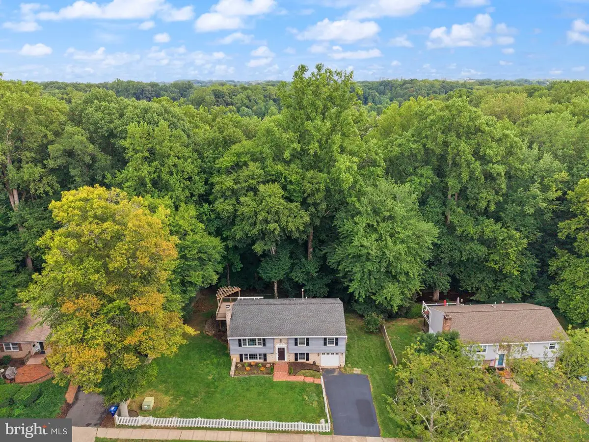 10102 Spring Lake Ter, Fairfax, VA 22030 - #1